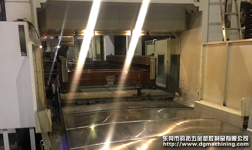 大型數(shù)控龍門(mén)銑加工人員需具備九個(gè)工作性能